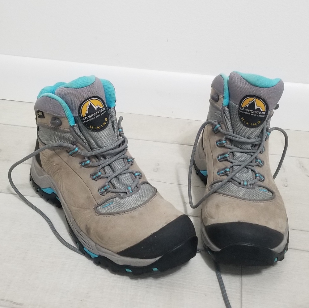La Sportiva hiking ankle boot, Womens 9.5